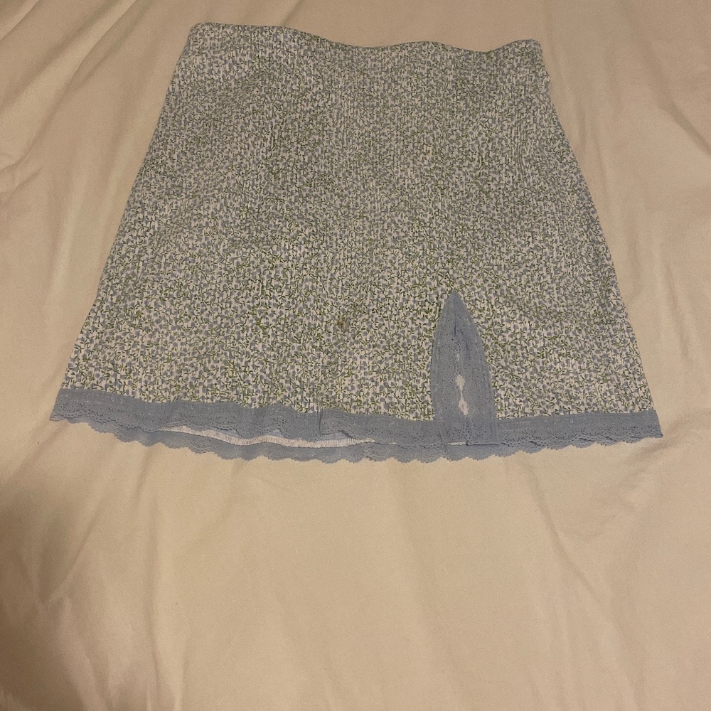 Lace trim floral slip skirt